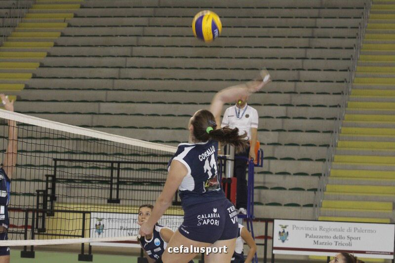 111120 sport2 611_tn.jpg